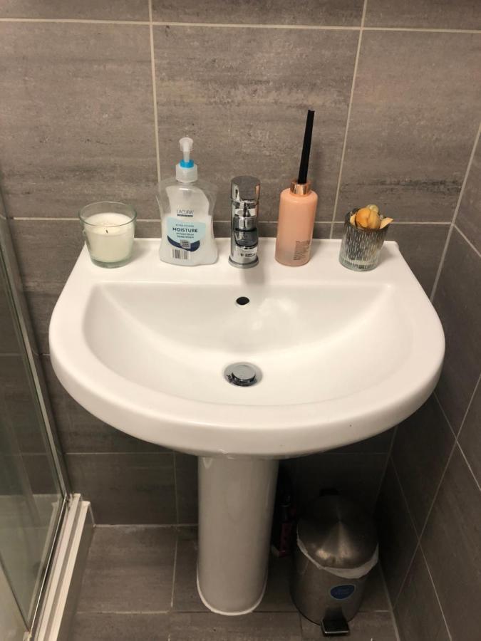 Luxurious Camden Apartment 런던 외부 사진